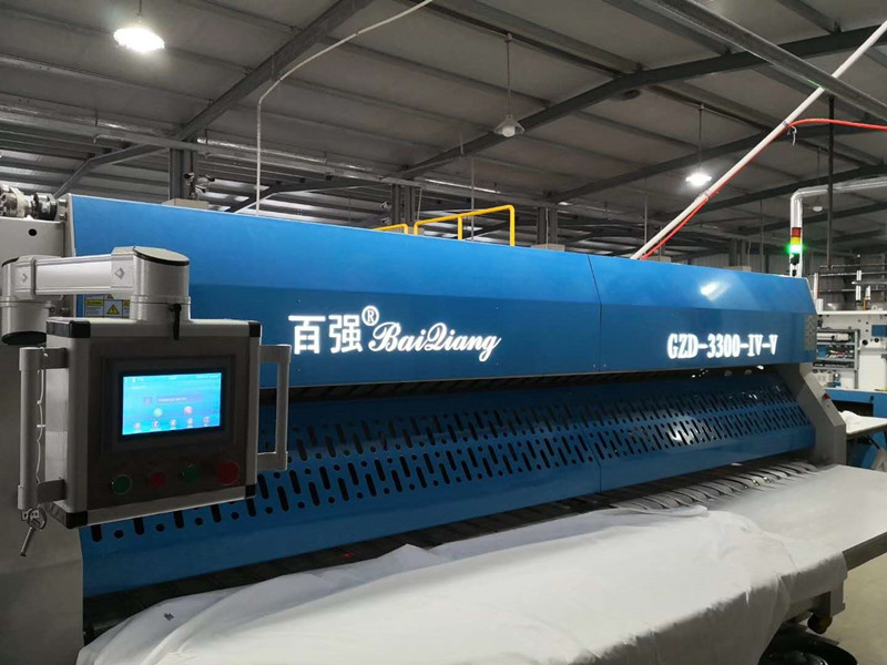 給賓館洗床單利潤大么？ 賓館洗滌廠一年的利潤，賓館大型洗滌設(shè)備有哪些，賓館洗滌設(shè)備廠家推薦